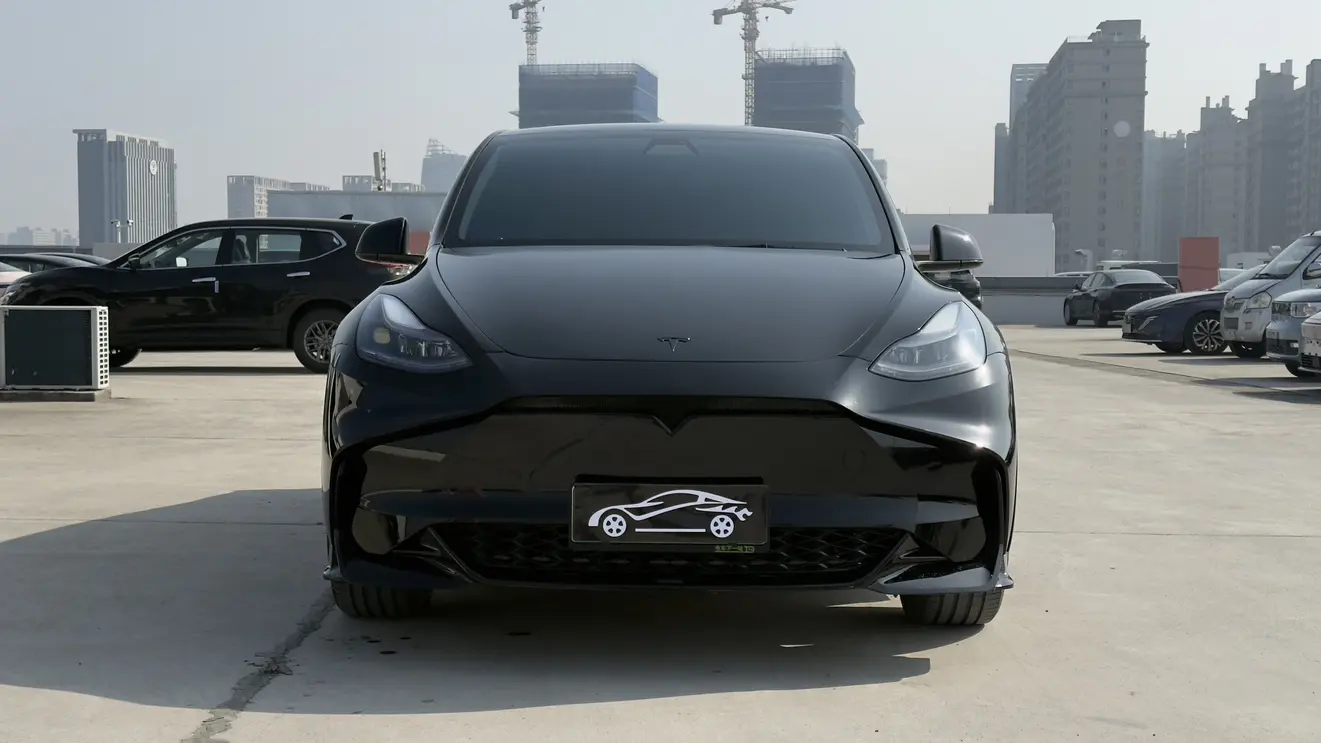 Tesla Model Y  из Китая