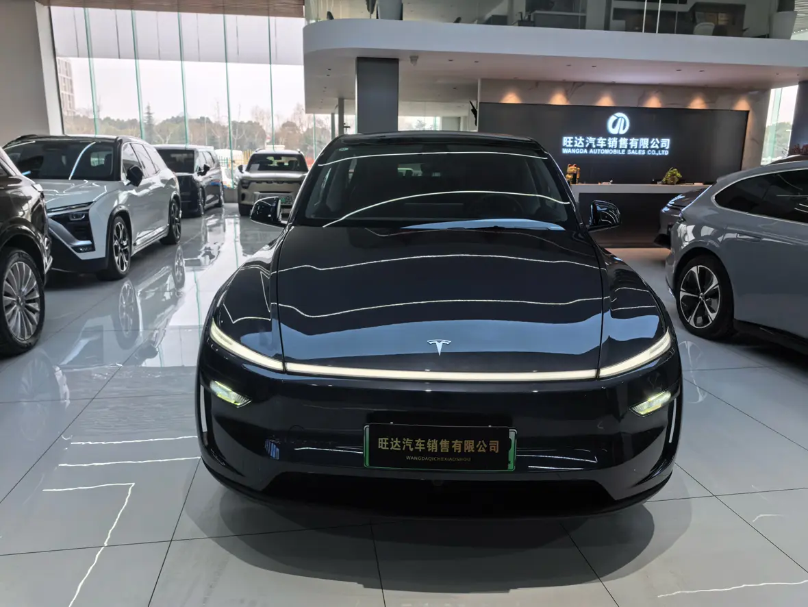 Tesla Model Y  из Китая