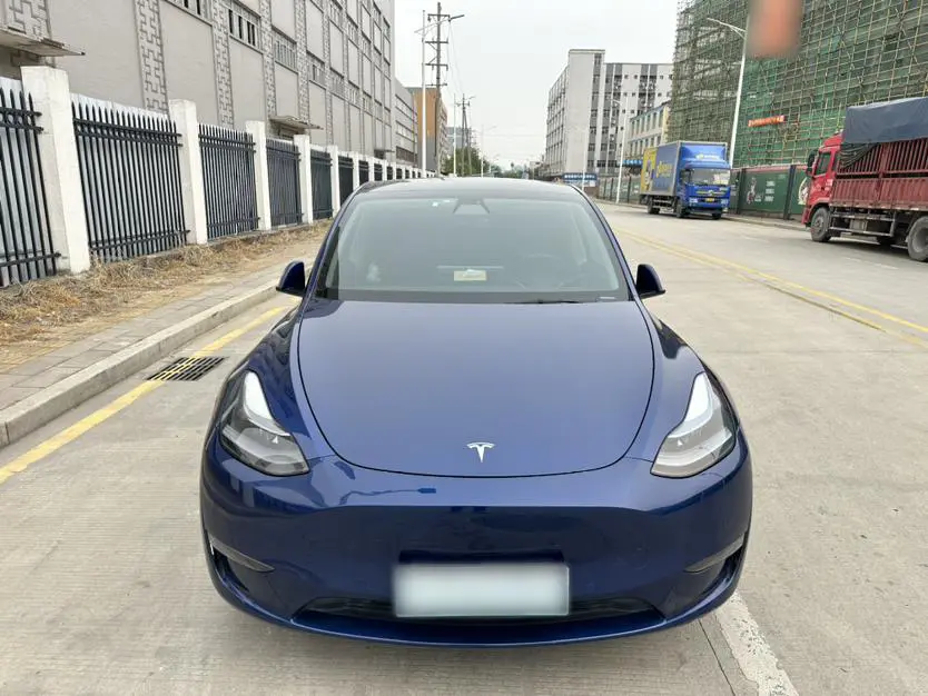 Tesla Model Y  из Китая