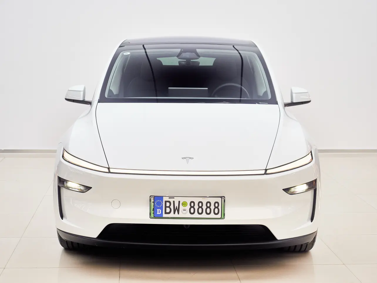 Tesla Model Y  из Китая