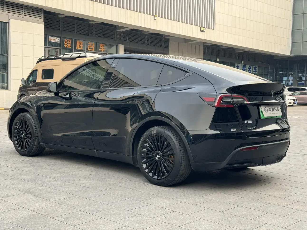 Tesla Model Y  из Китая