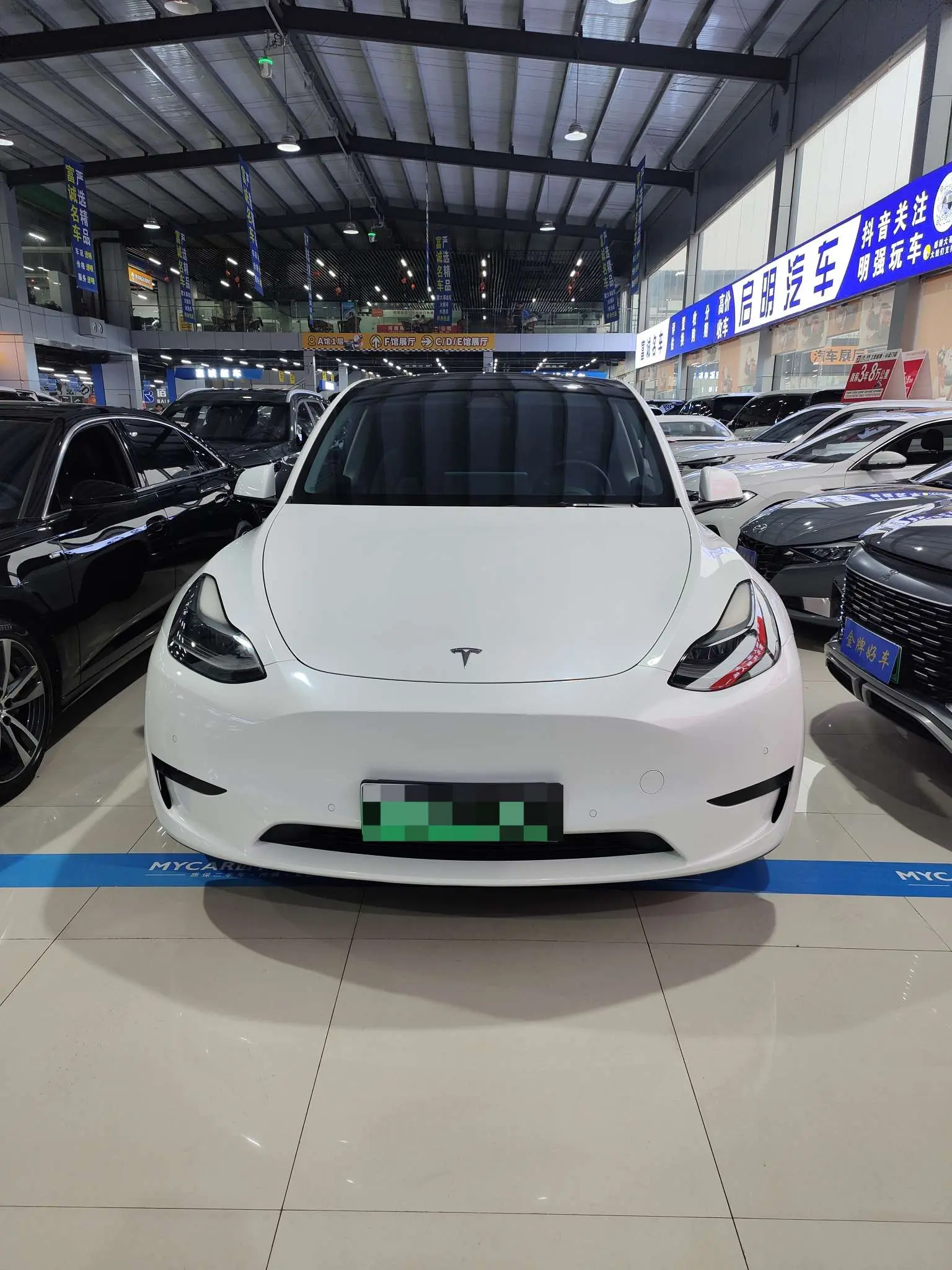 Tesla Model Y  из Китая