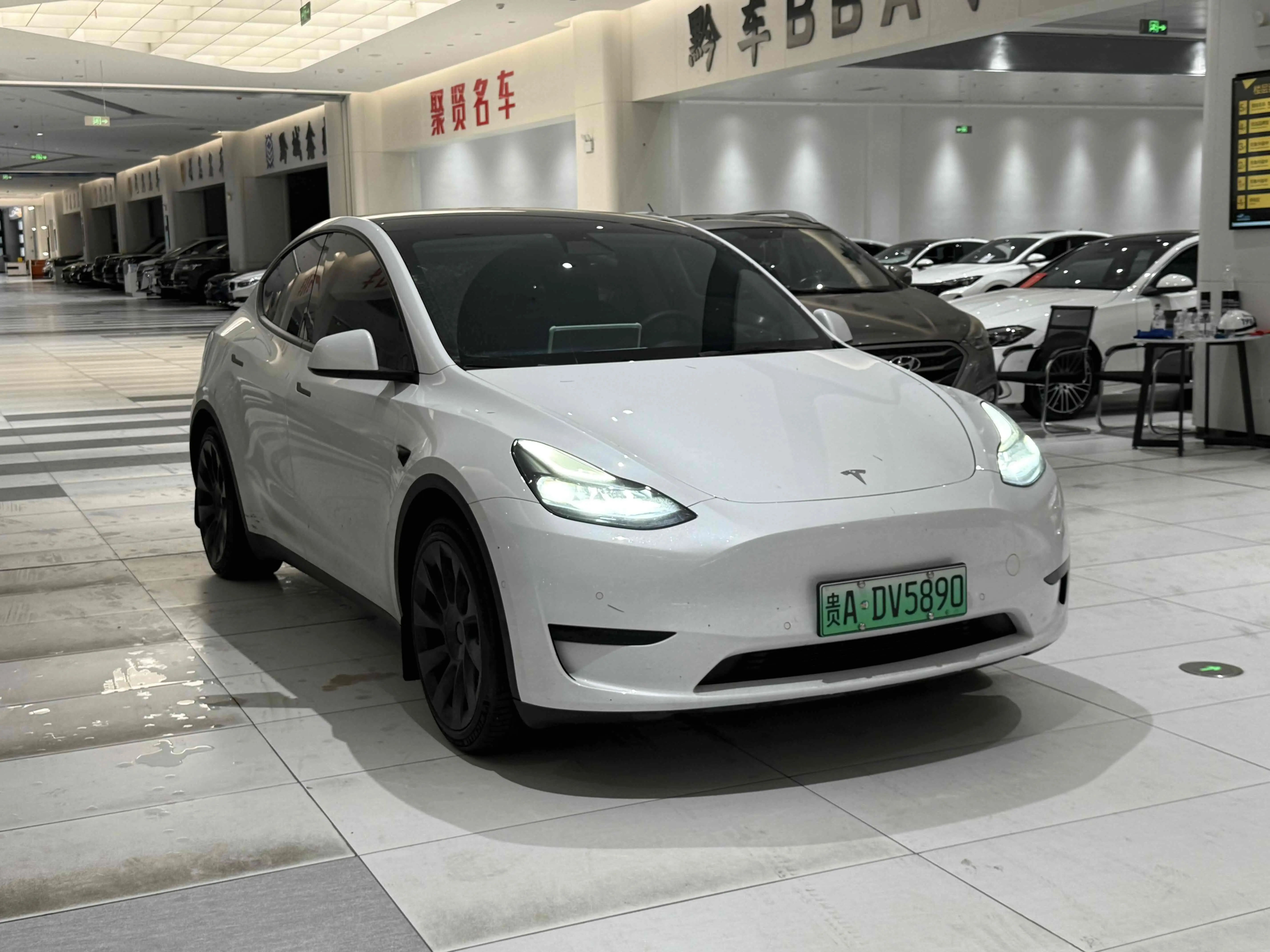 Tesla Model Y  из Китая