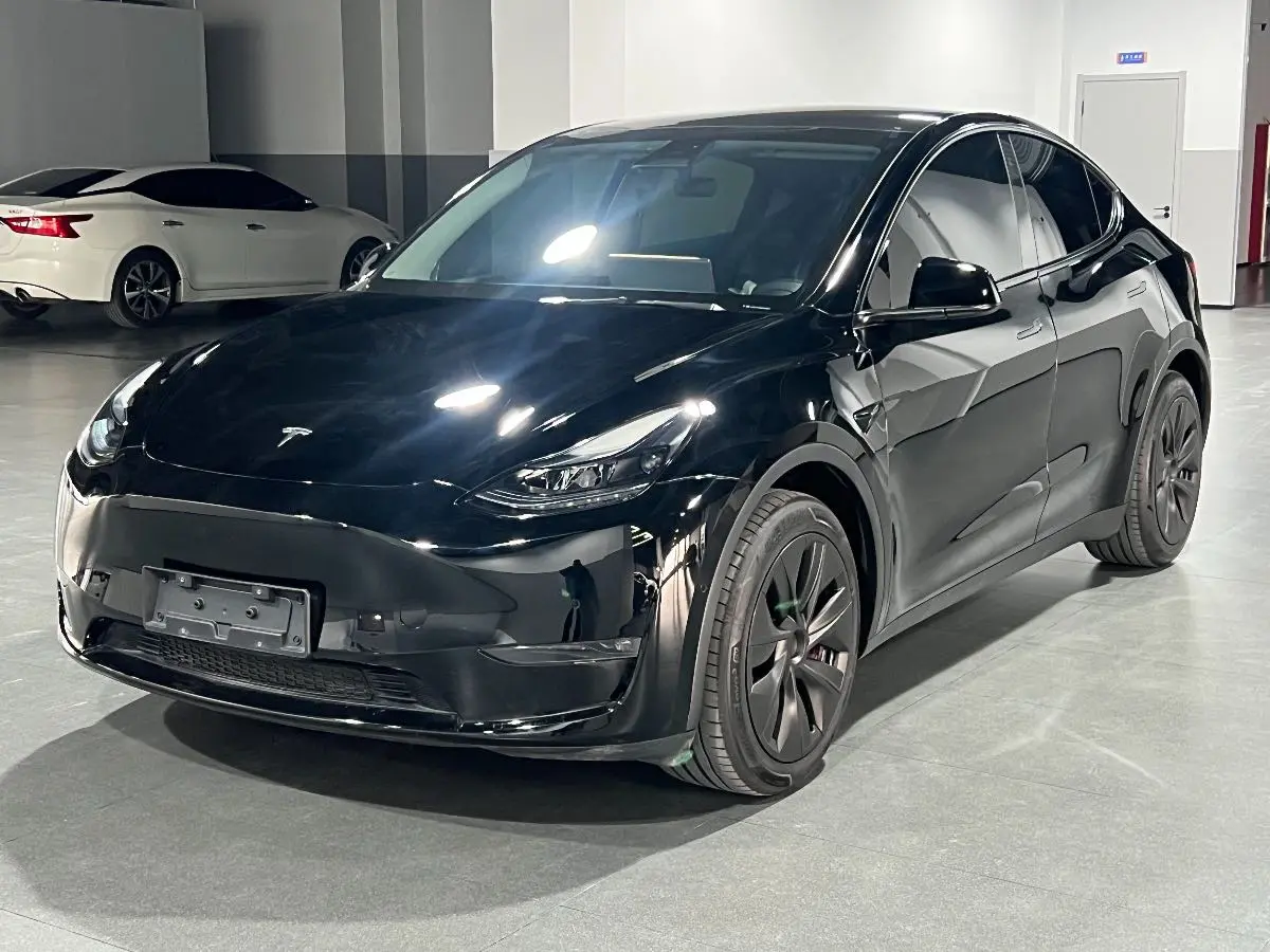 Tesla Model Y  из Китая