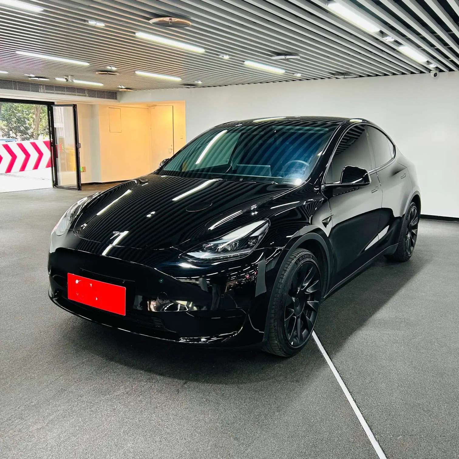 Tesla Model Y  из Китая