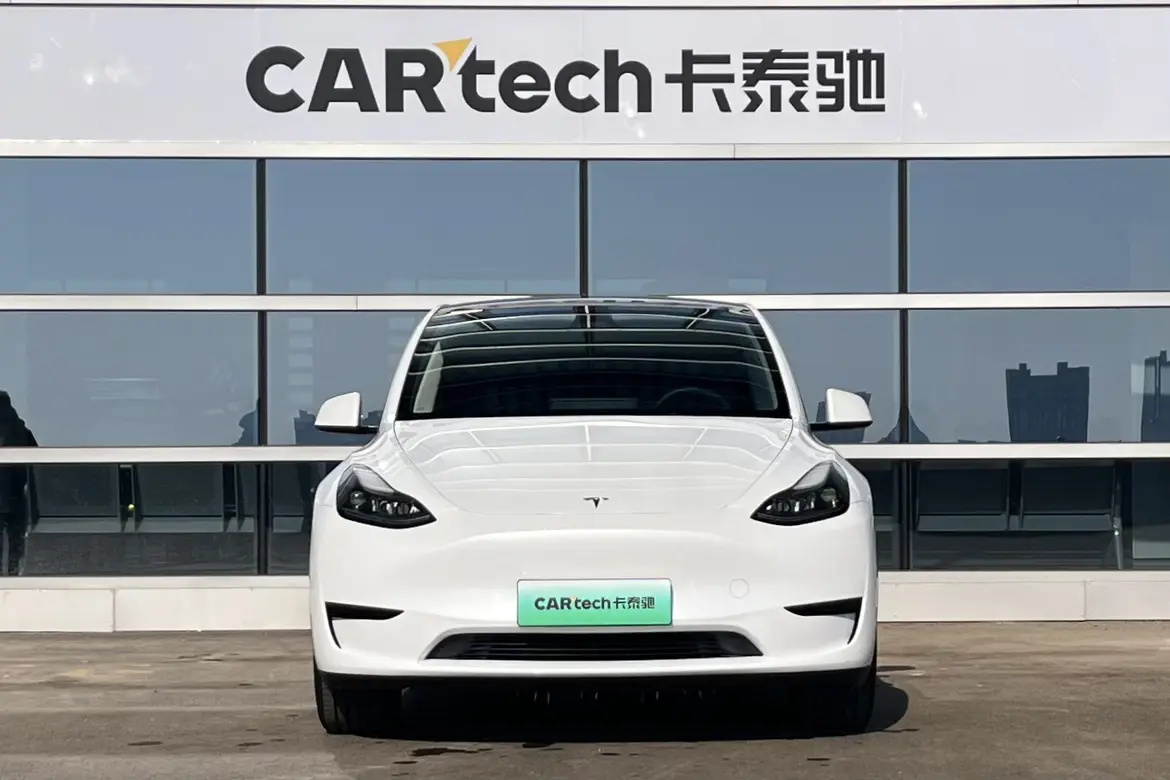 Tesla Model Y  из Китая