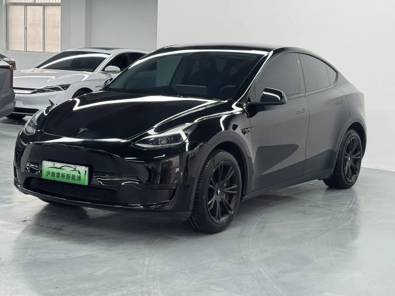 Tesla Model Y  из Китая