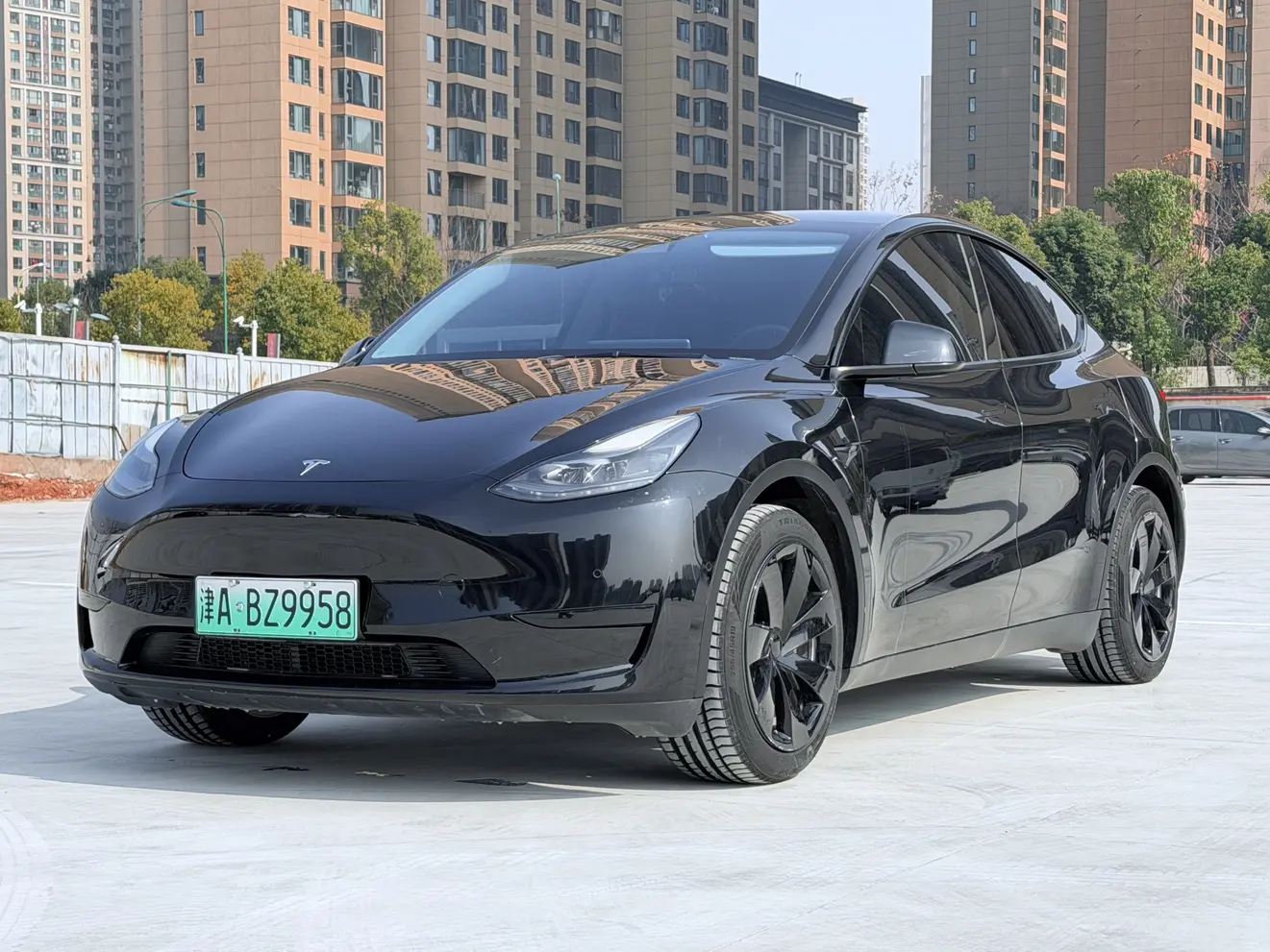 Tesla Model Y  из Китая