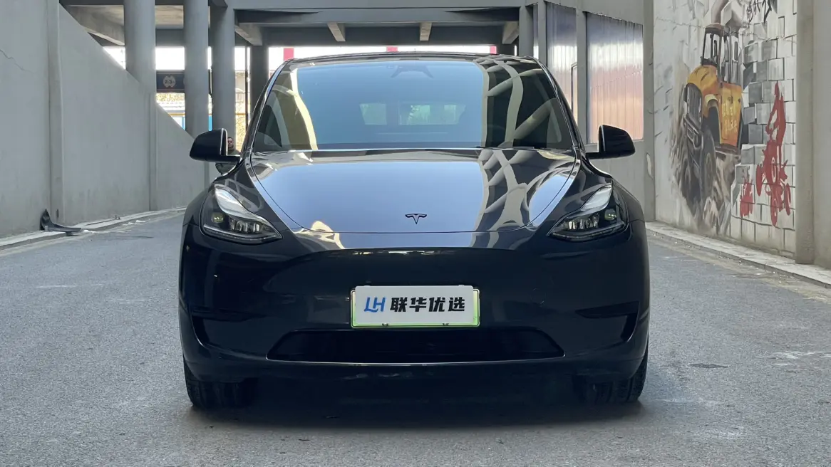Tesla Model Y  из Китая