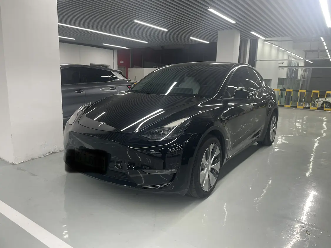 Tesla Model Y  из Китая