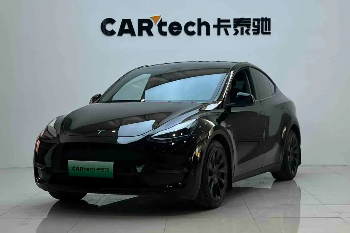 Tesla Model Y  из Китая