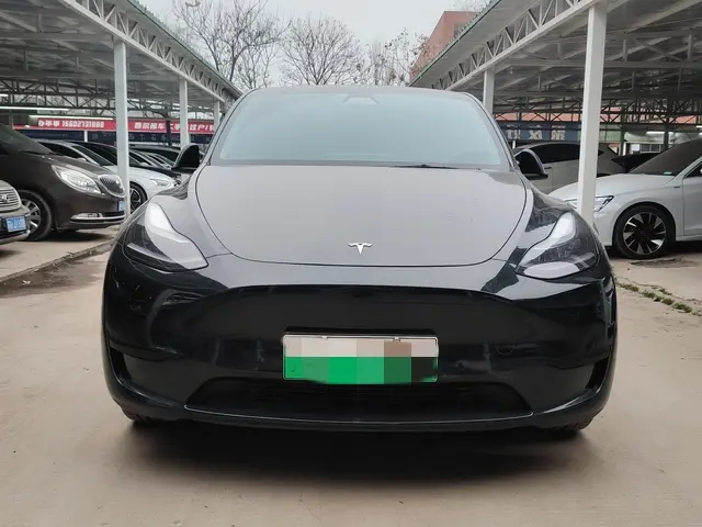Tesla Model Y  из Китая