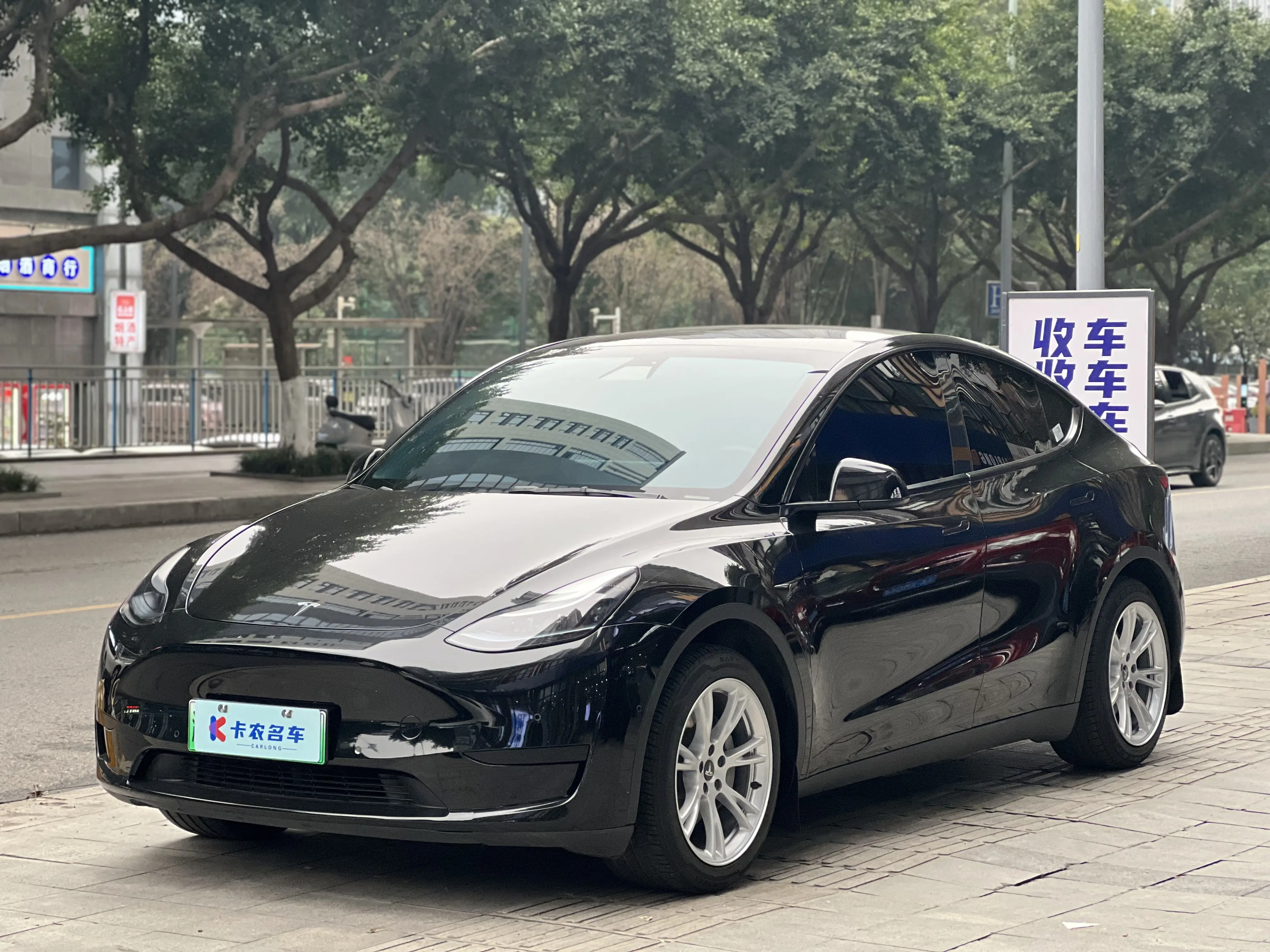 Tesla Model Y  из Китая