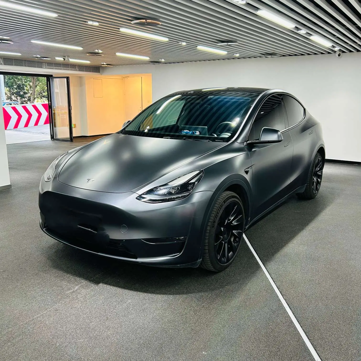 Tesla Model Y  из Китая