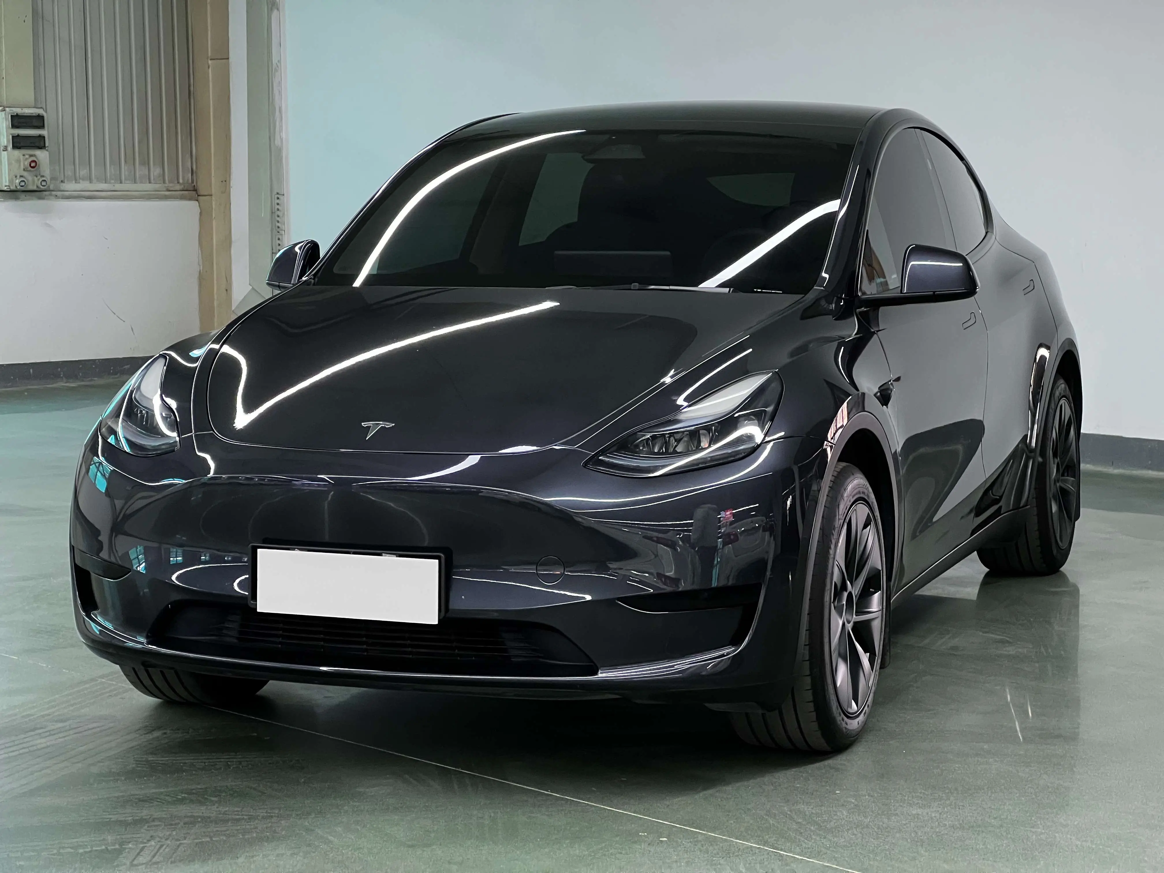 Tesla Model Y  из Китая