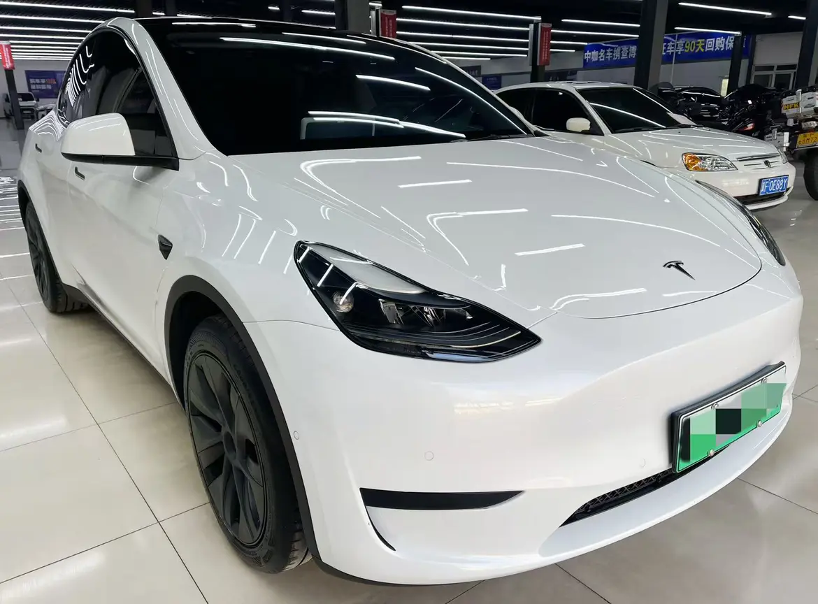Tesla Model Y  из Китая