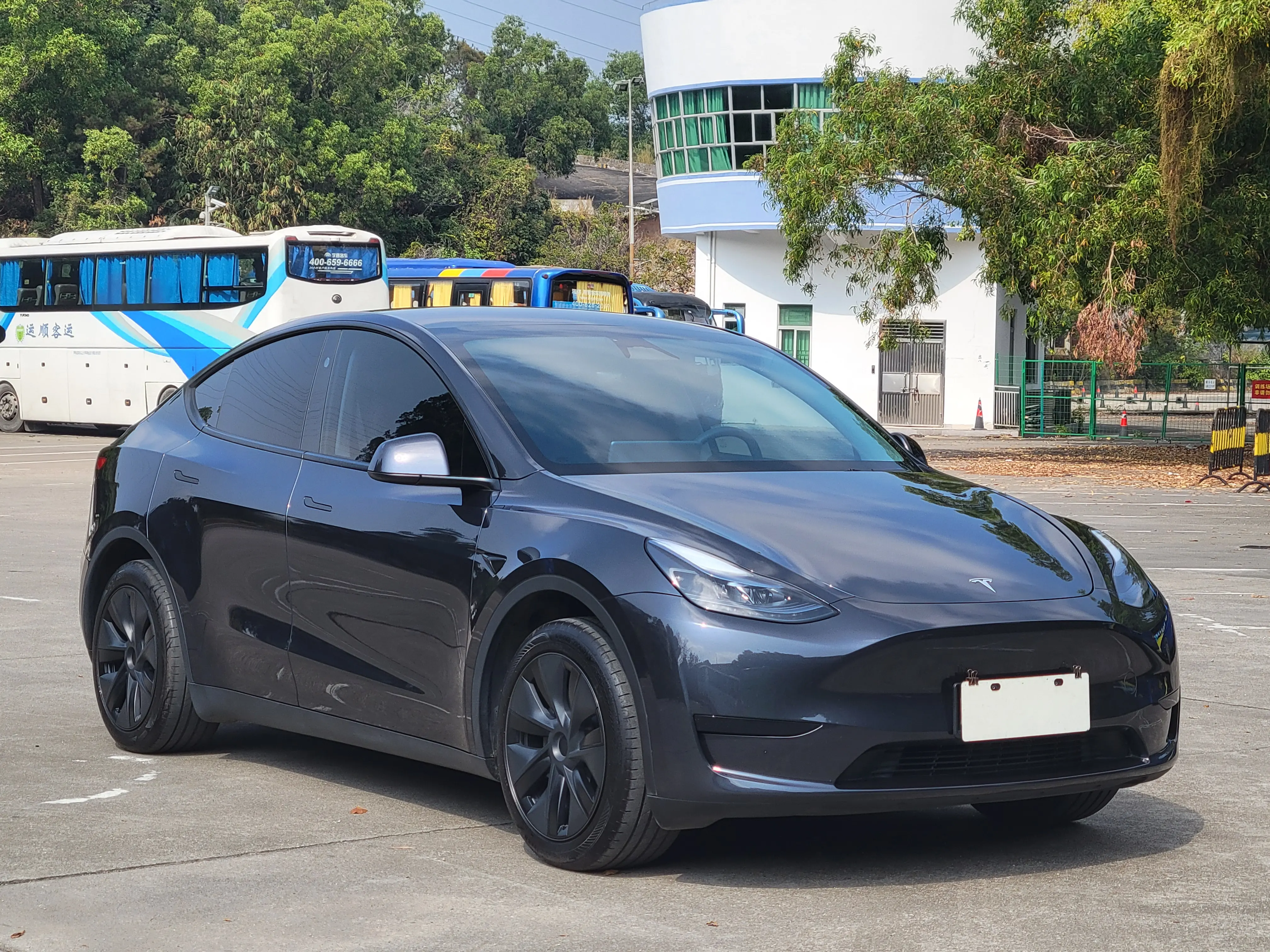 Tesla Model Y  из Китая