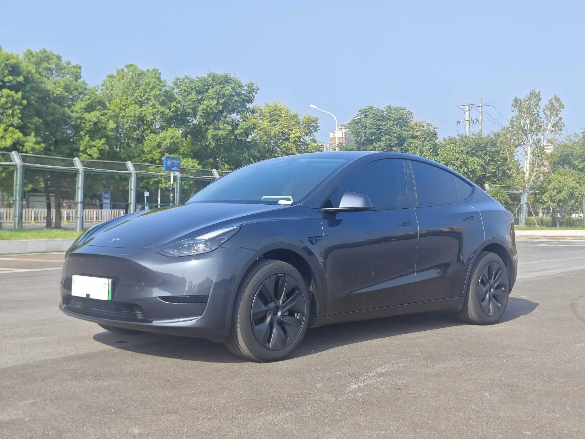 Tesla Model Y  из Китая