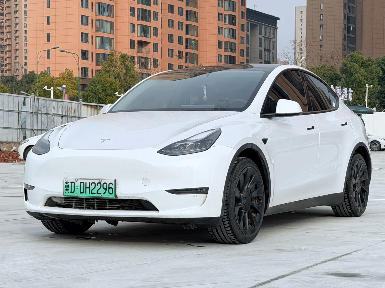 Tesla Model Y  из Китая