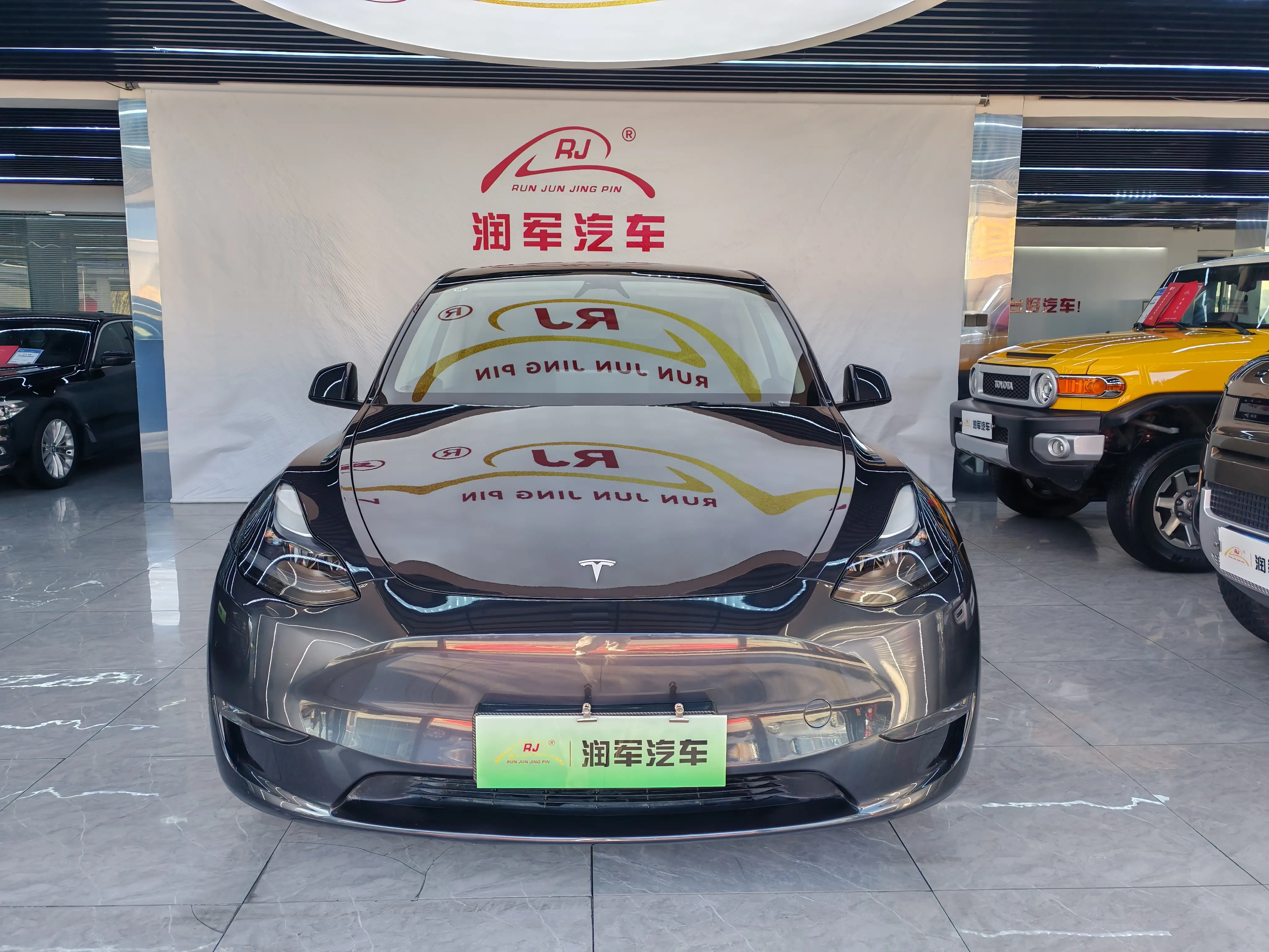 Tesla Model Y  из Китая