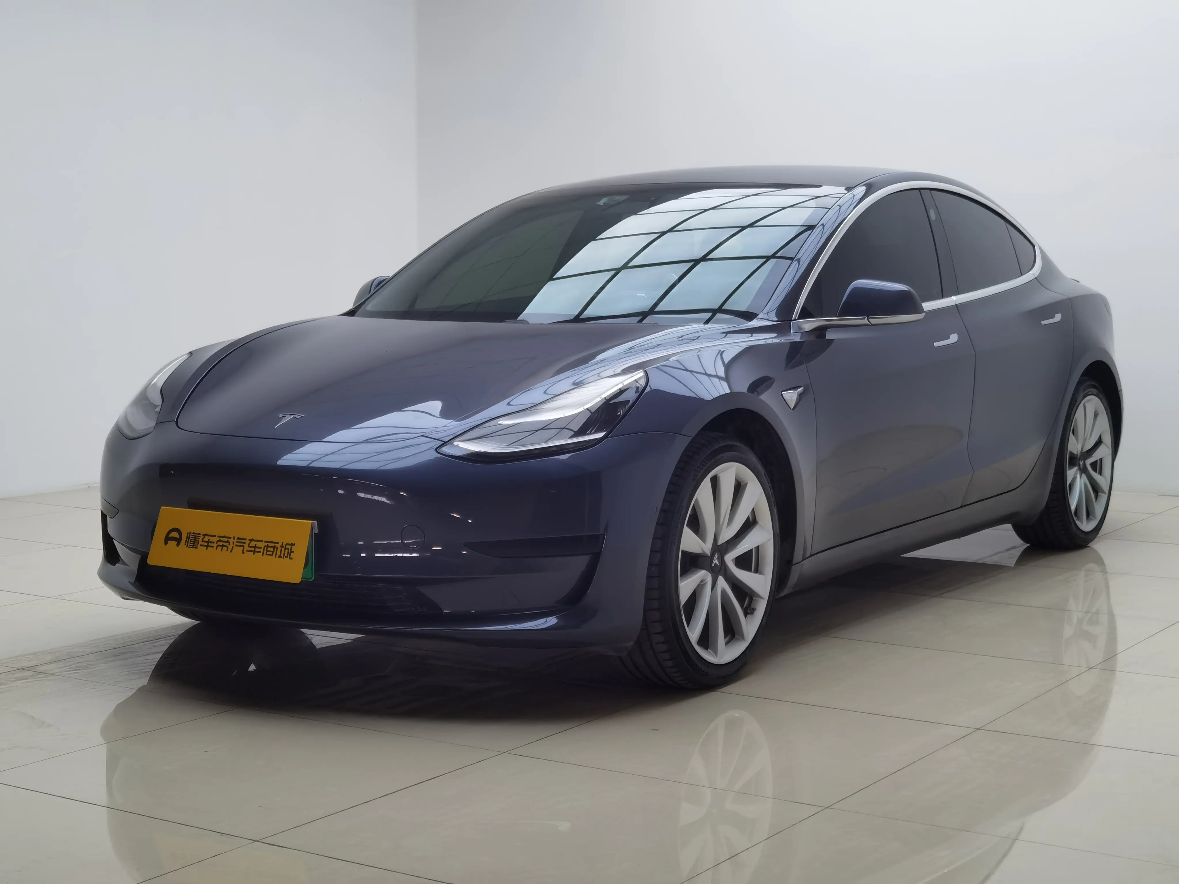 Tesla Model 3  из Китая