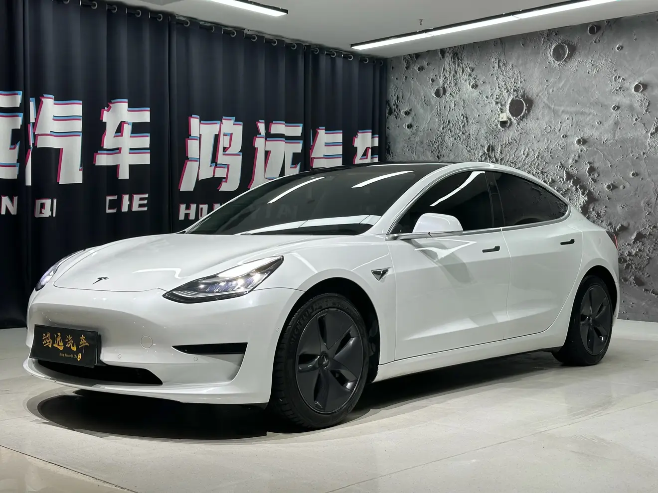 Tesla Model 3  из Китая