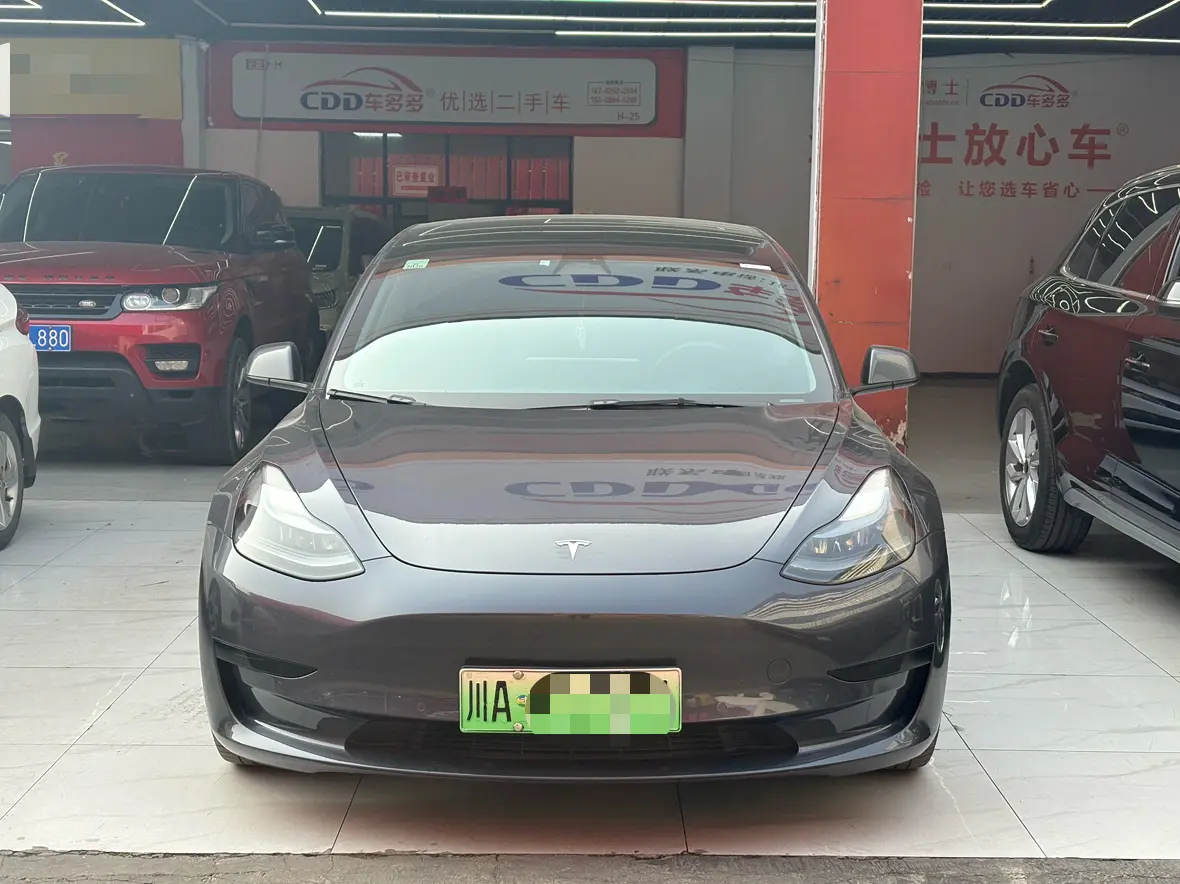 Tesla Model 3  из Китая
