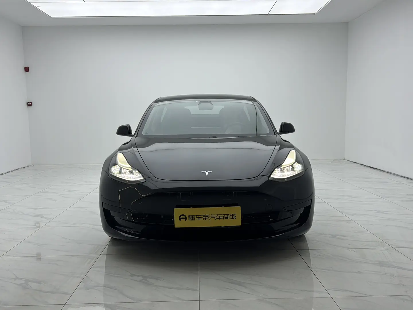 Tesla Model 3  из Китая