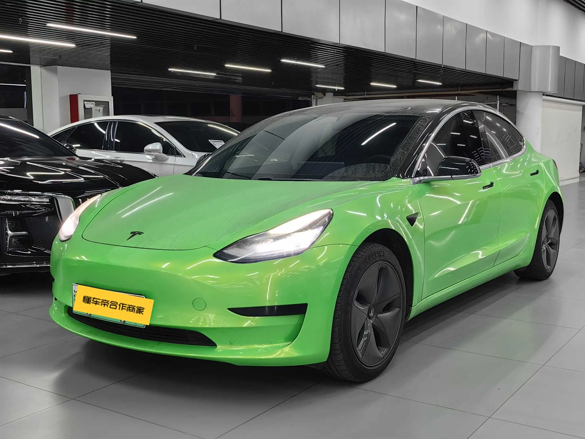 Tesla Model 3  из Китая