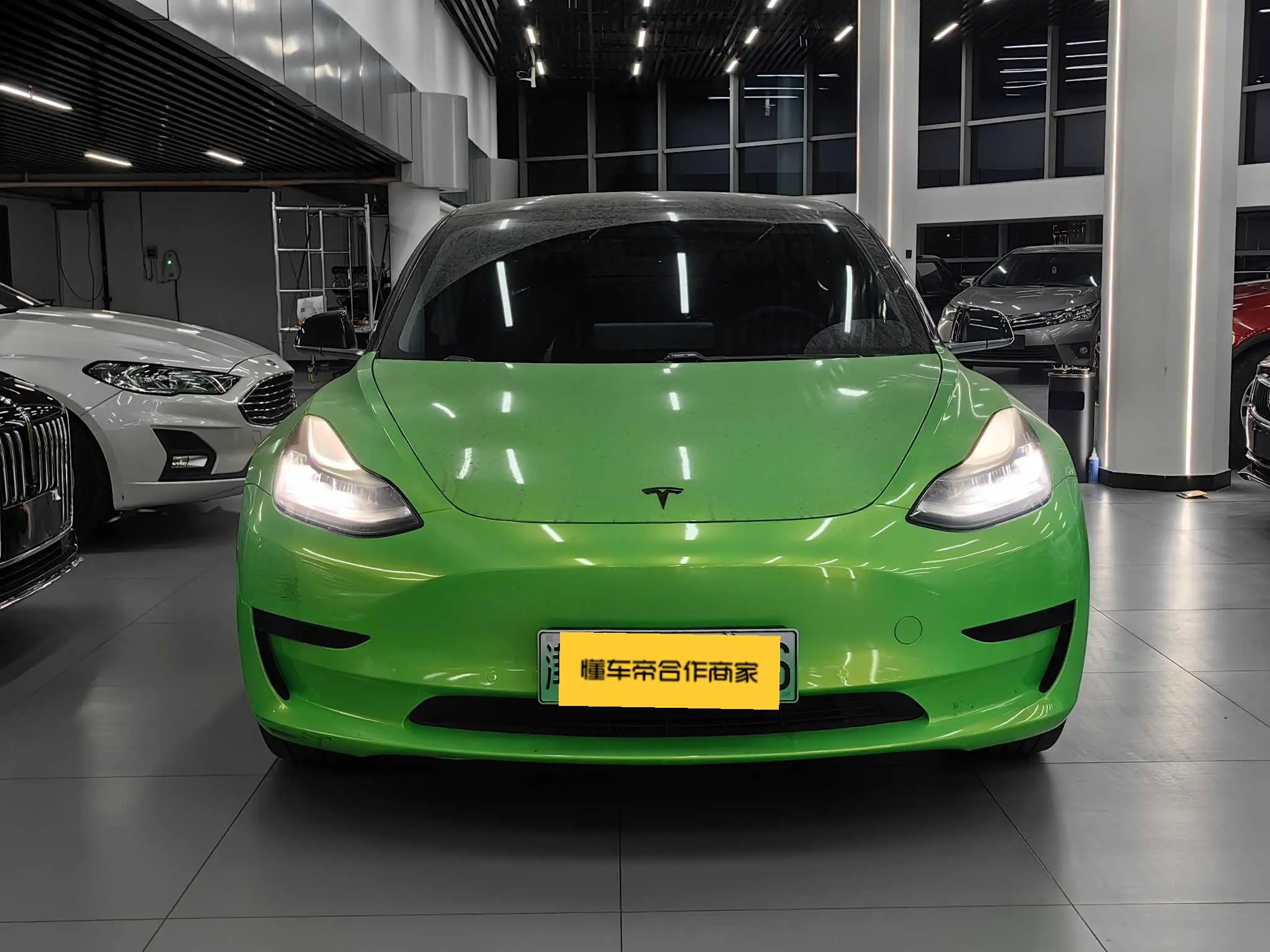 Tesla Model 3  из Китая