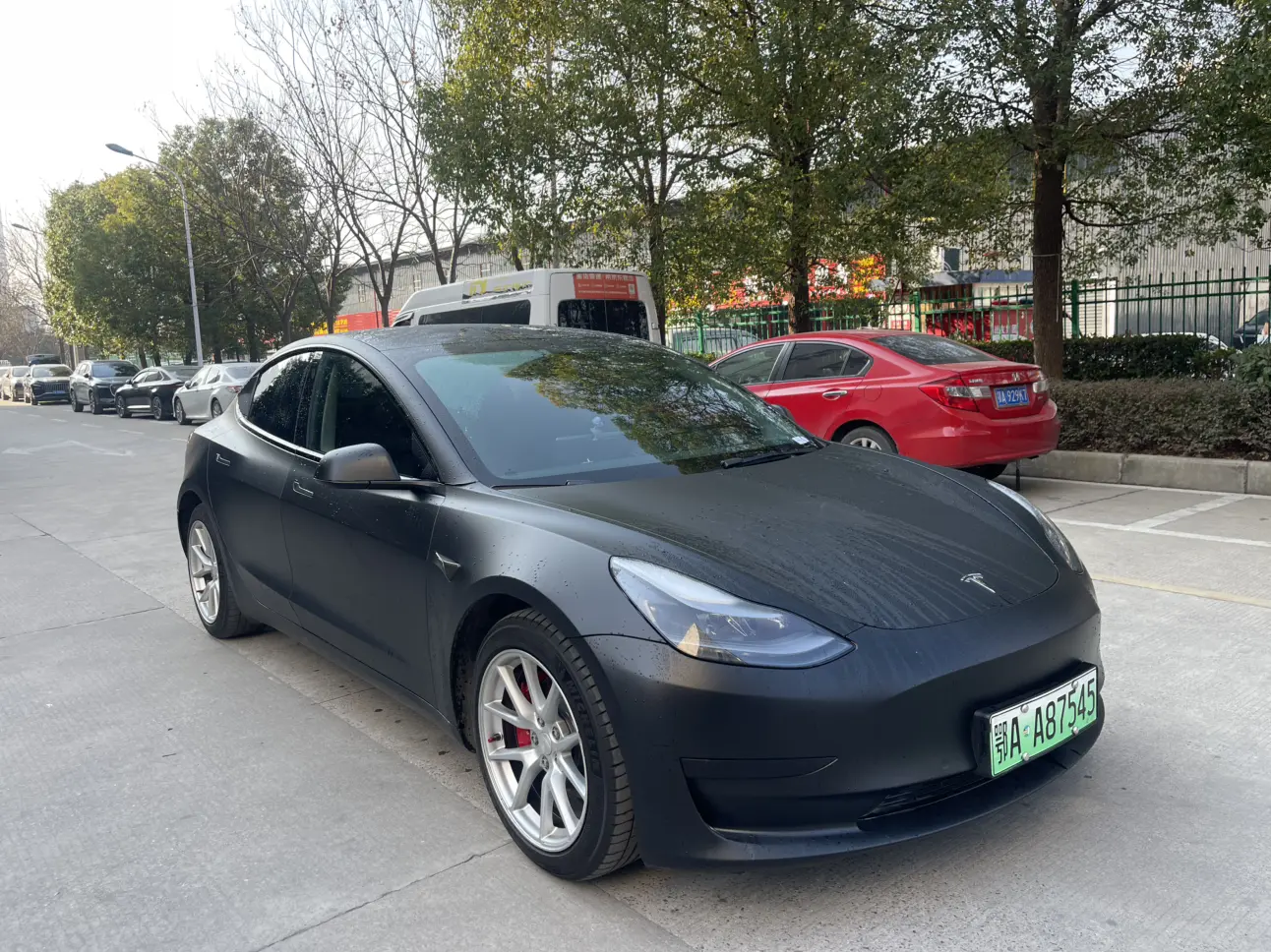 Tesla Model 3  из Китая
