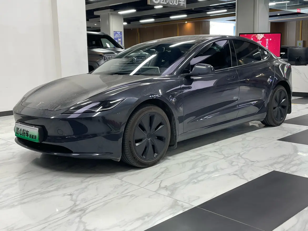 Tesla Model 3  из Китая