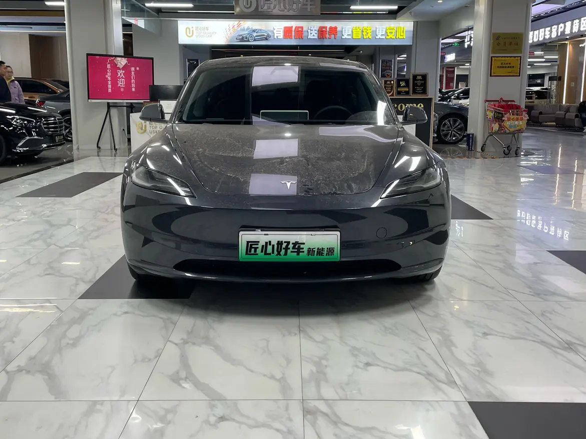 Tesla Model 3  из Китая