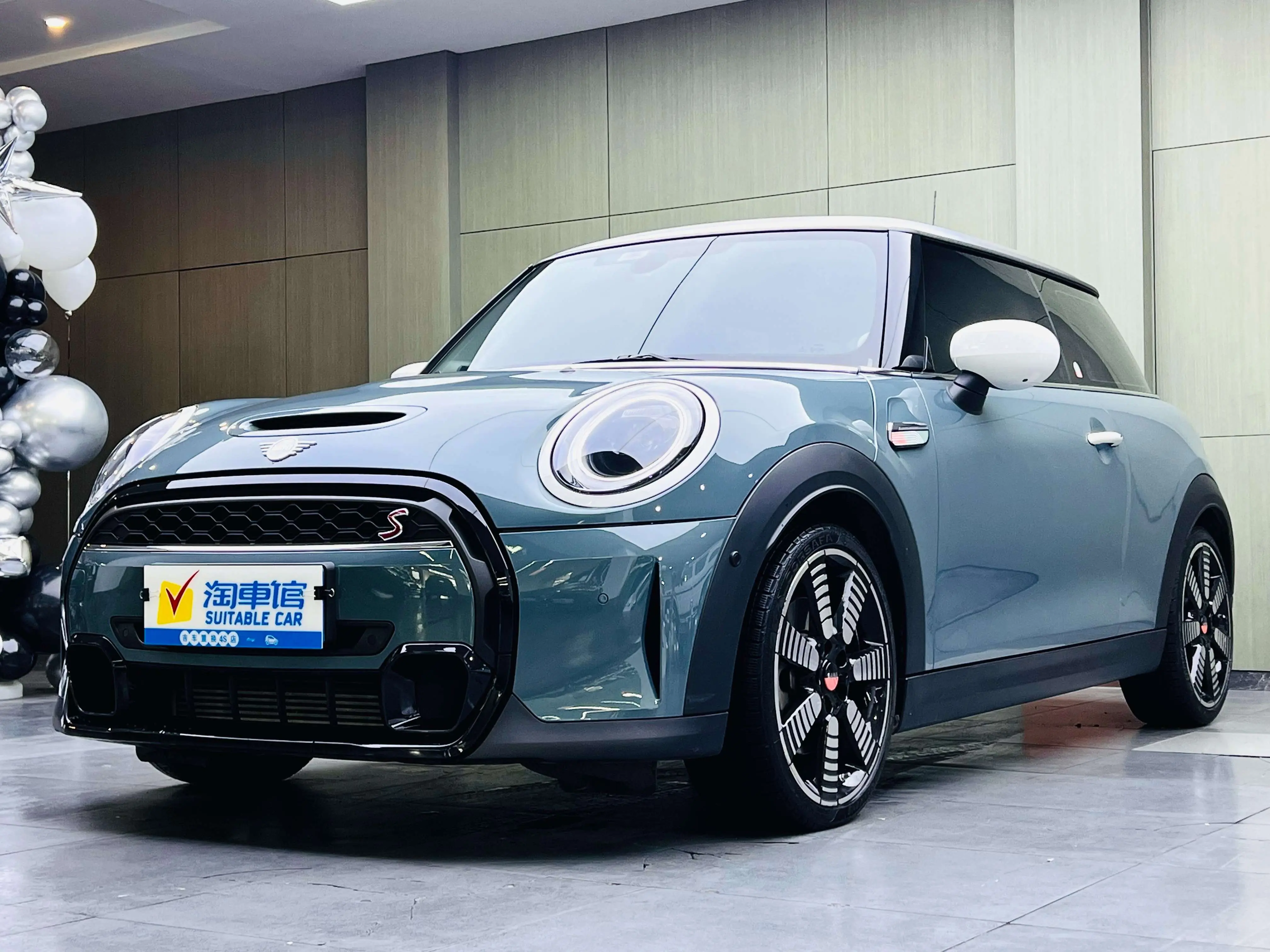 MINI MINI