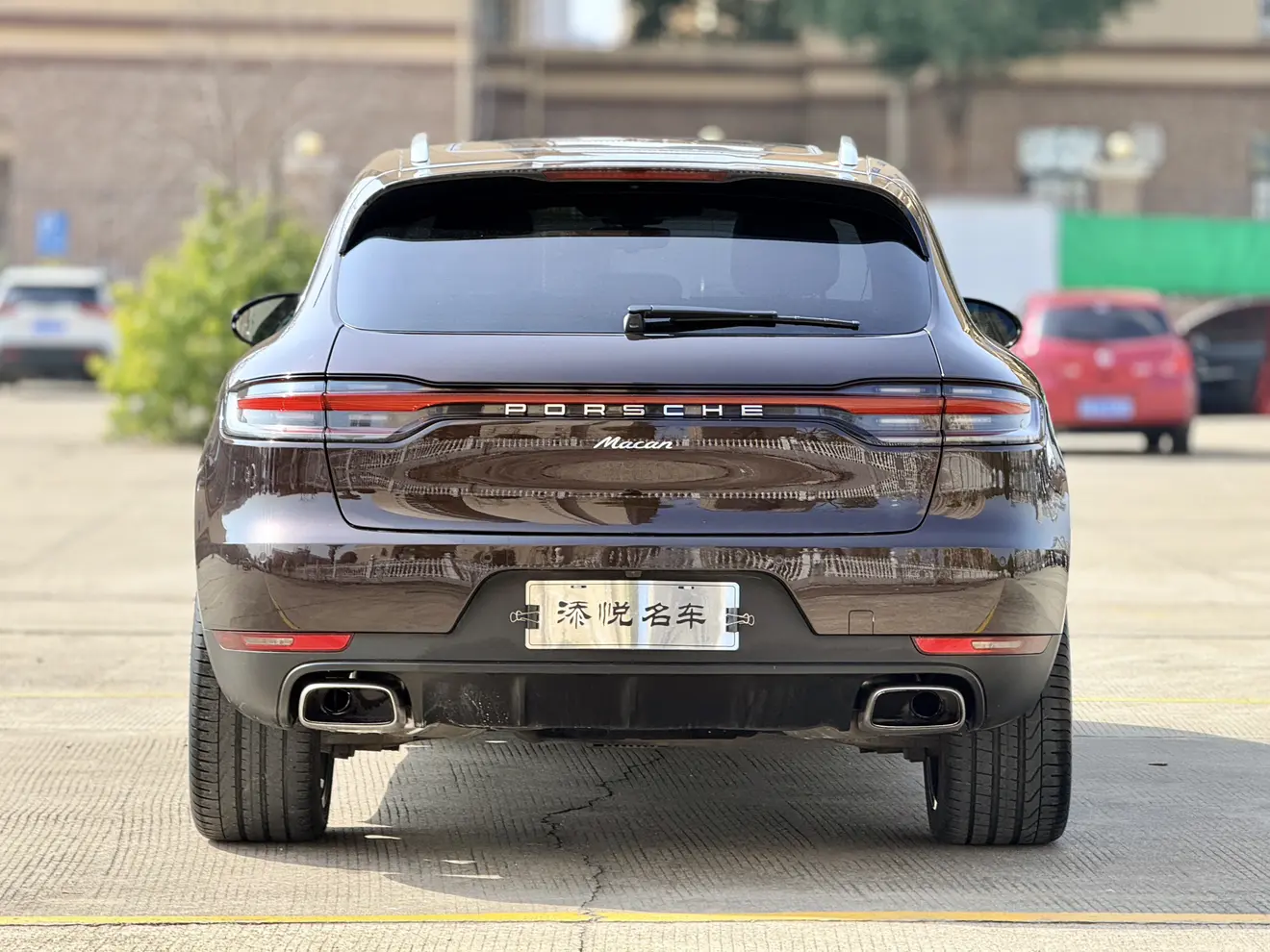 Porsche Macan