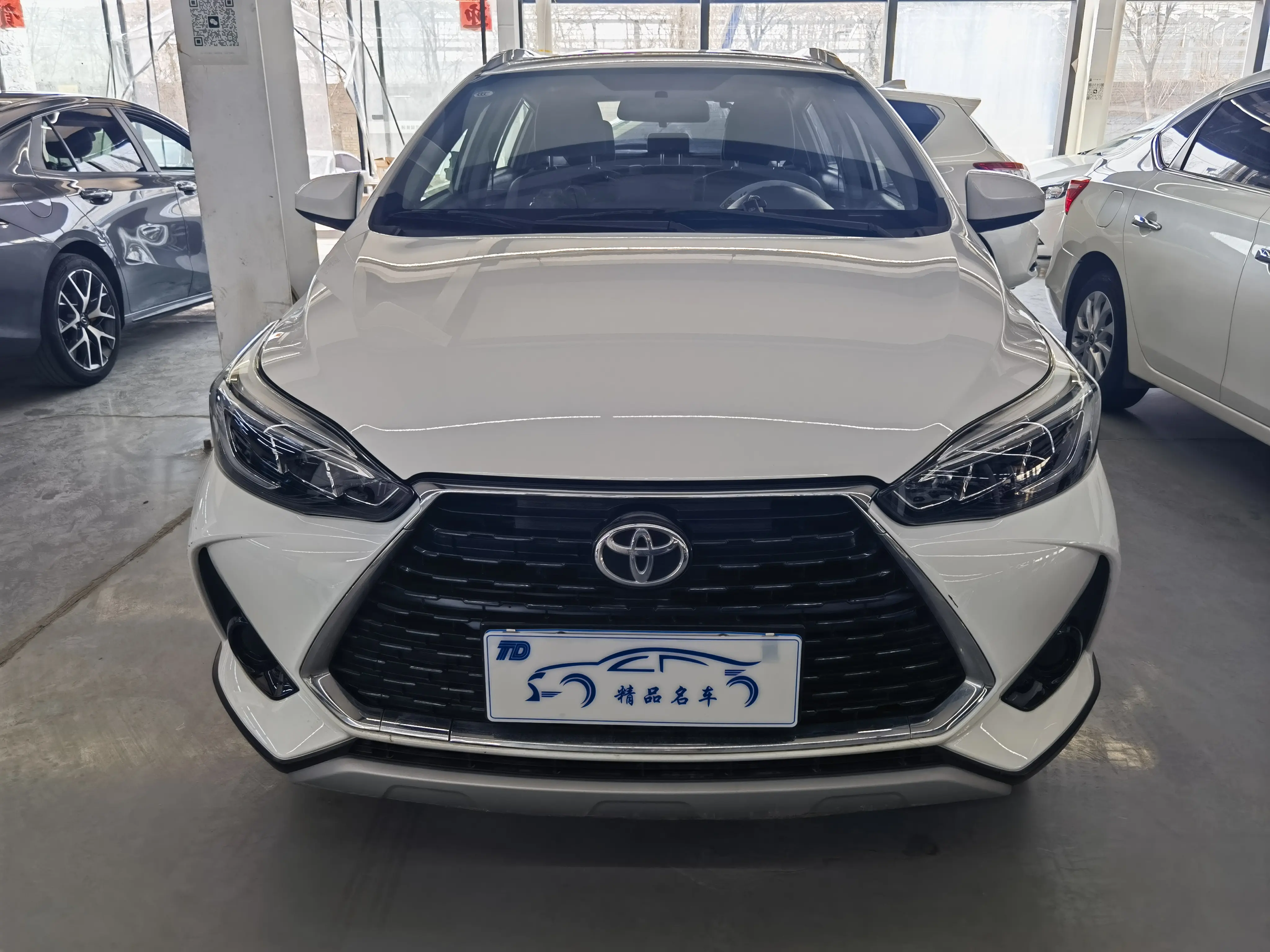 Toyota Yaris L  из Китая