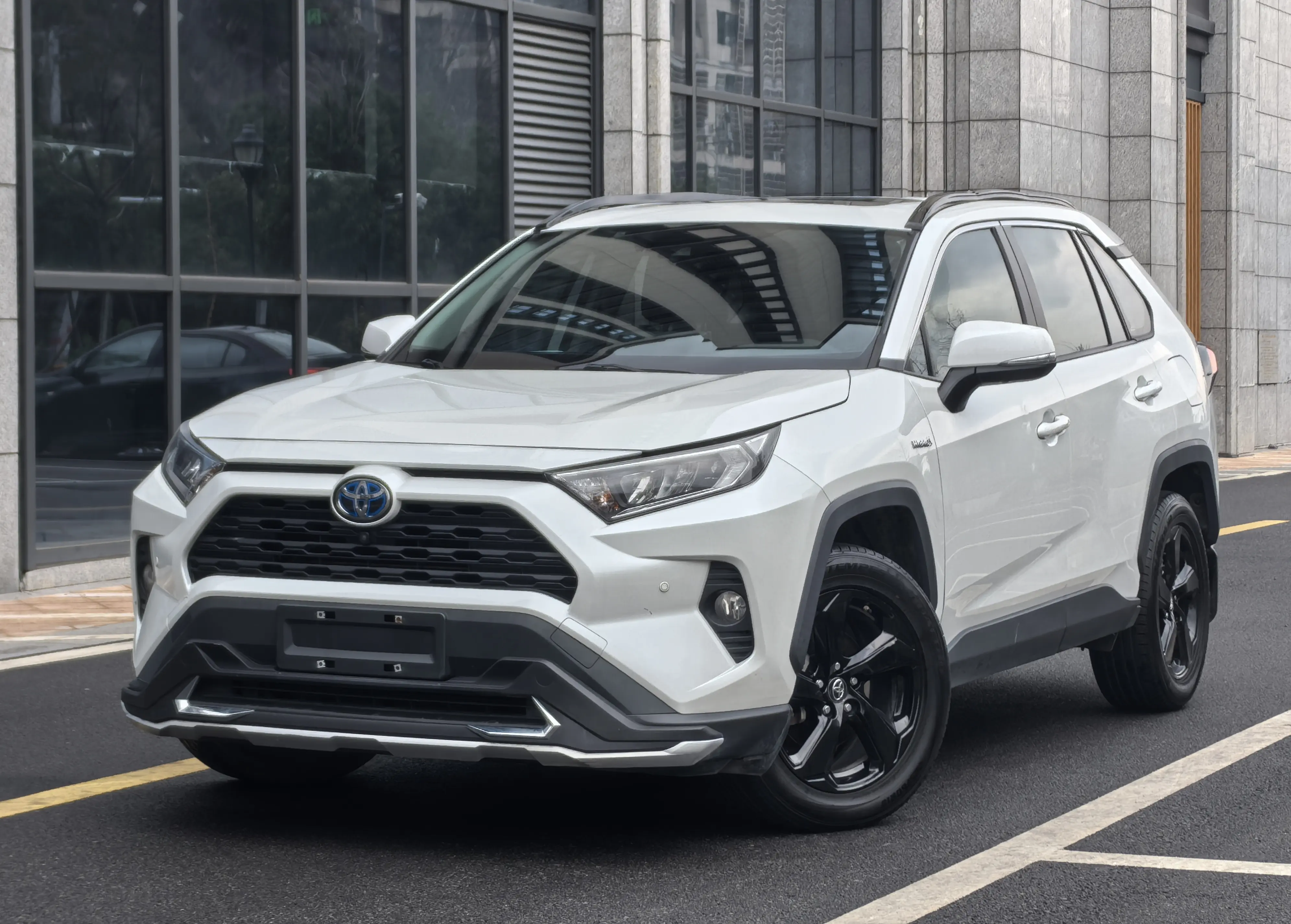 Toyota RAV4  из Китая