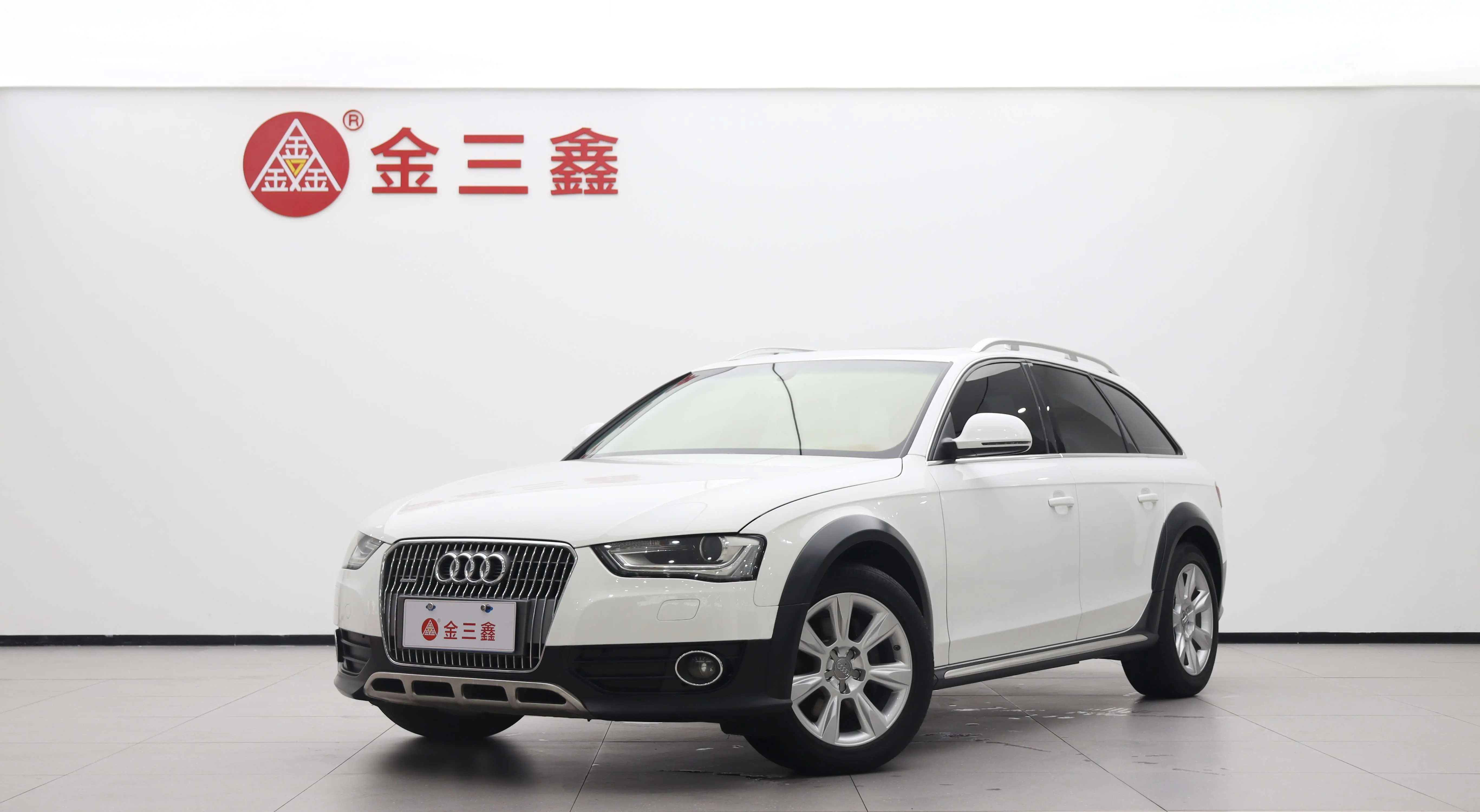 Audi A4  из Китая