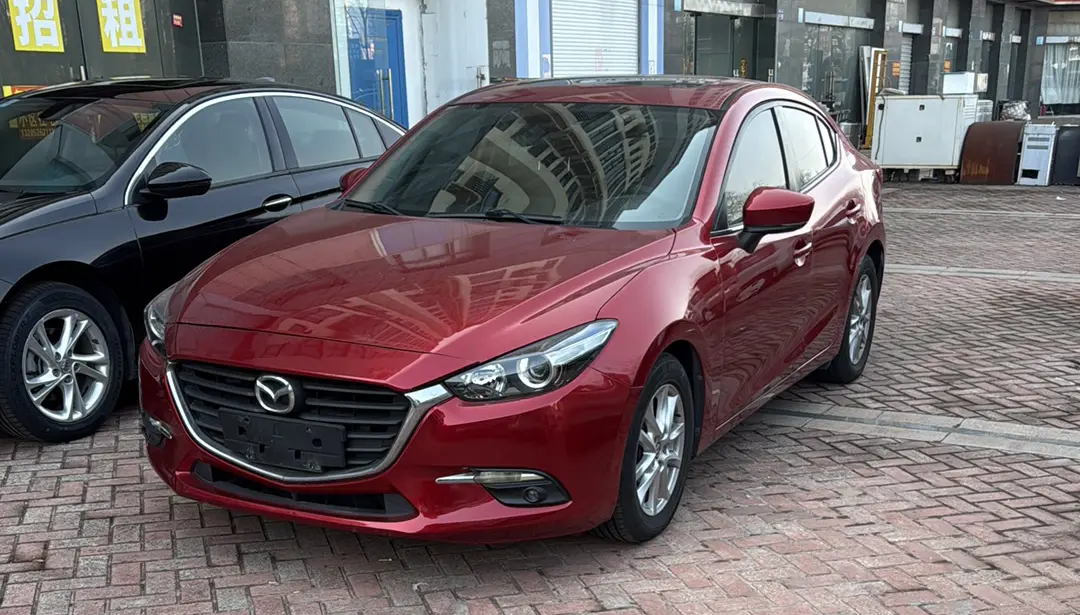 Mazda Axela (Mazda3)  из Китая