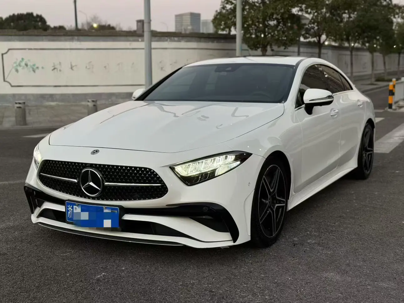 Mercedes-Benz Mercedes Benz CLS  из Китая
