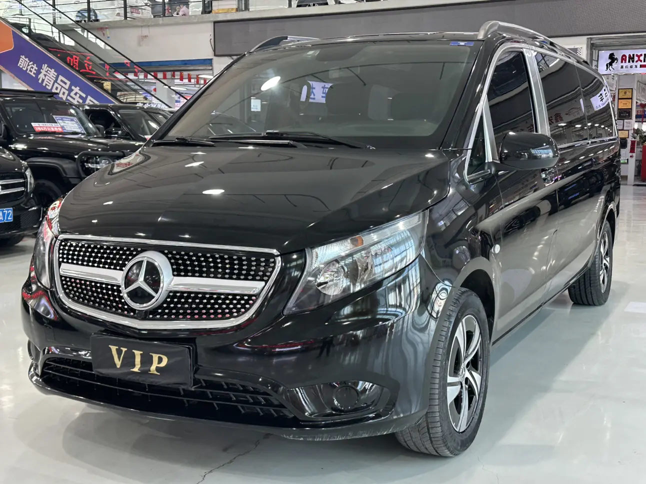 Mercedes-Benz Vito  из Китая