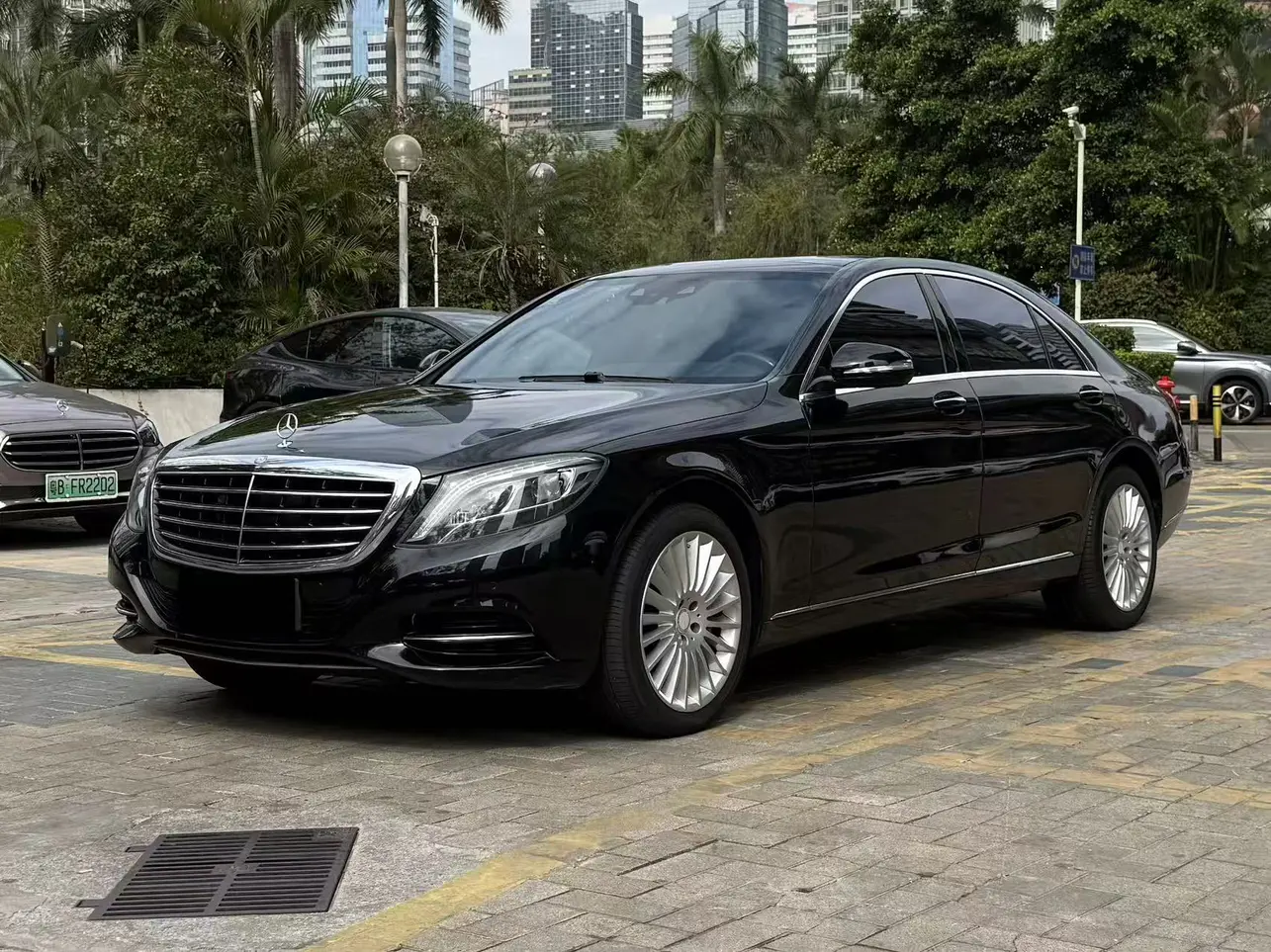Mercedes-Benz Mercedes Benz S Class  из Китая