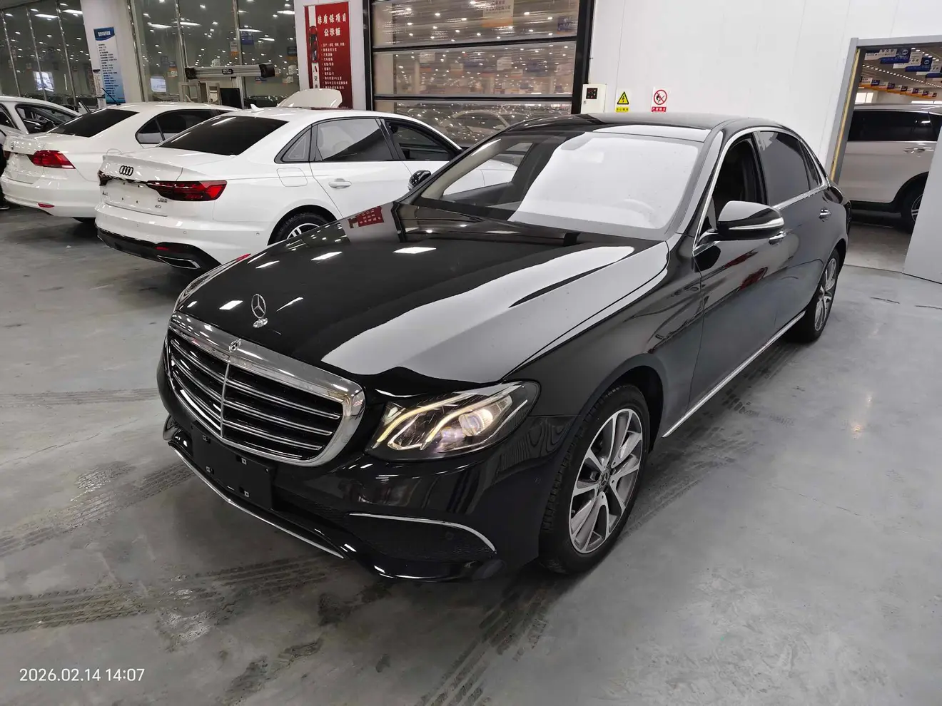 Mercedes-Benz E-Class  из Китая