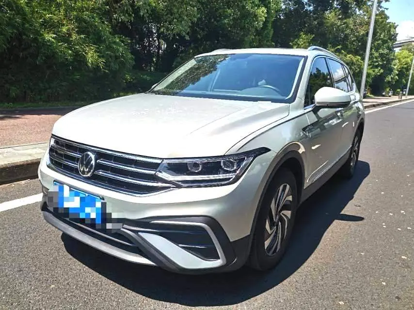 Volkswagen Tiguan L  из Китая