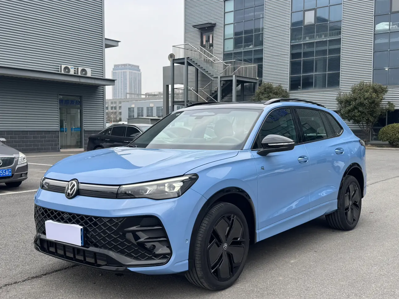 Volkswagen Tiguan L  из Китая