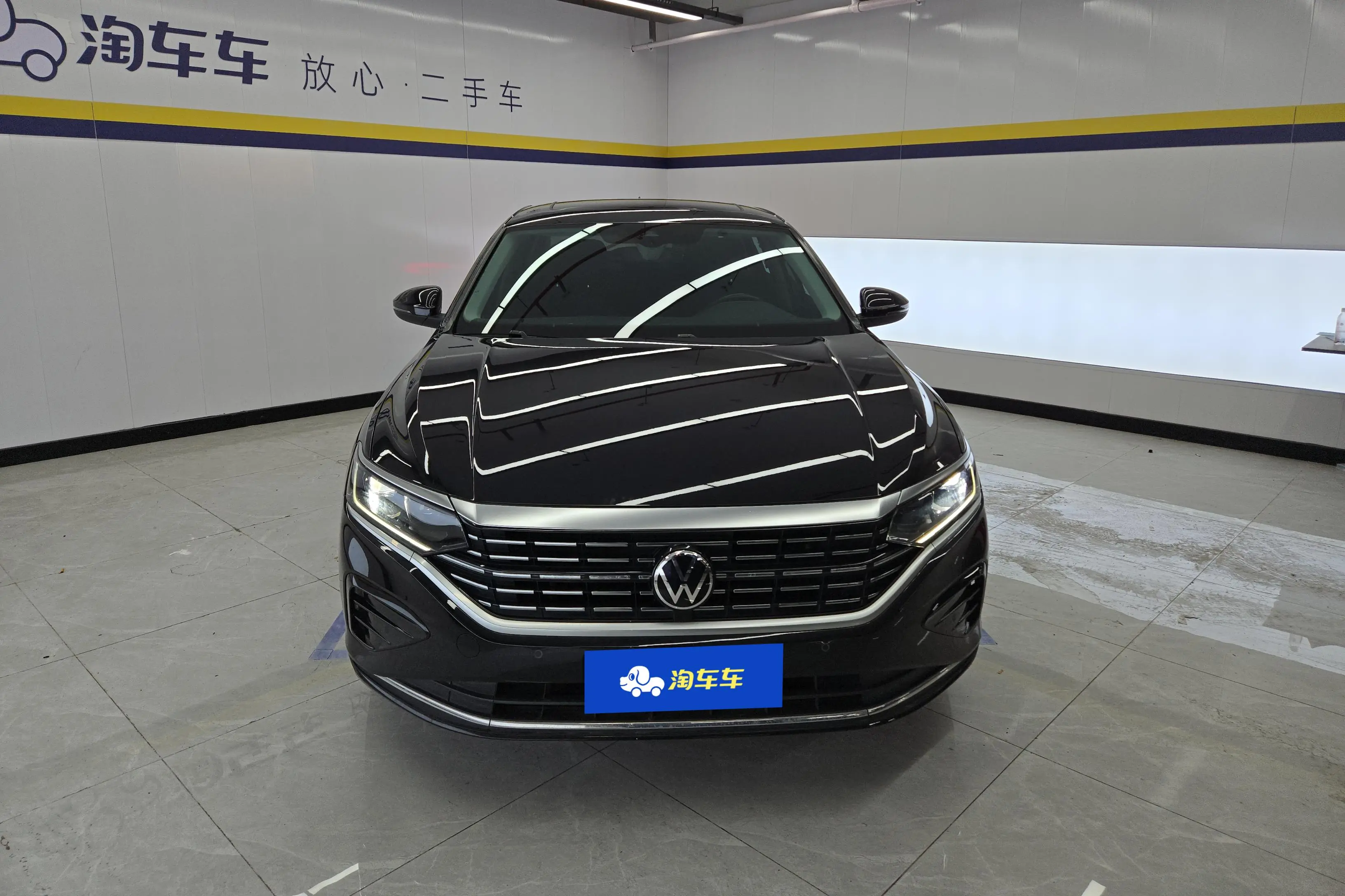 Volkswagen Passat  из Китая