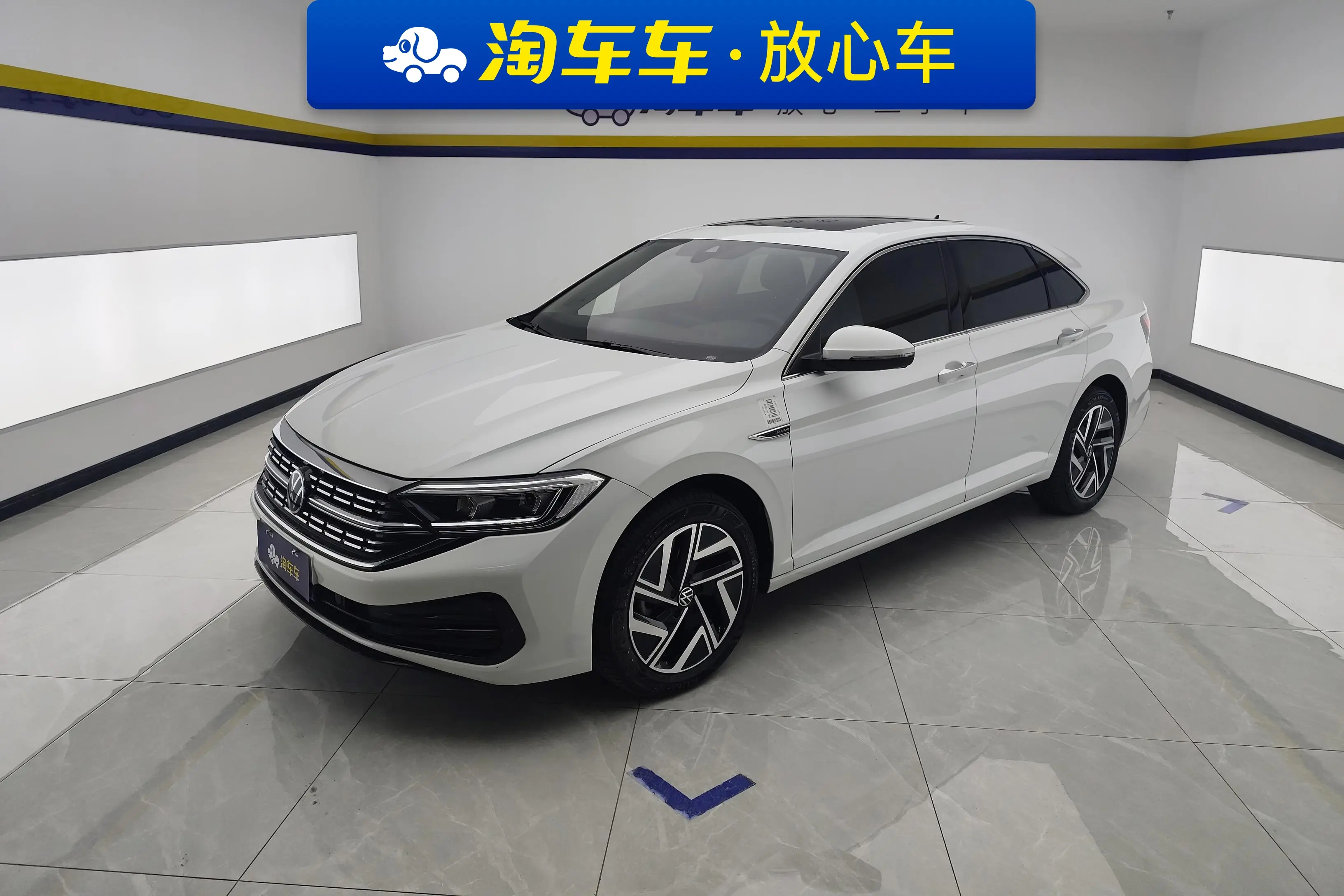 Volkswagen Sagitar  из Китая