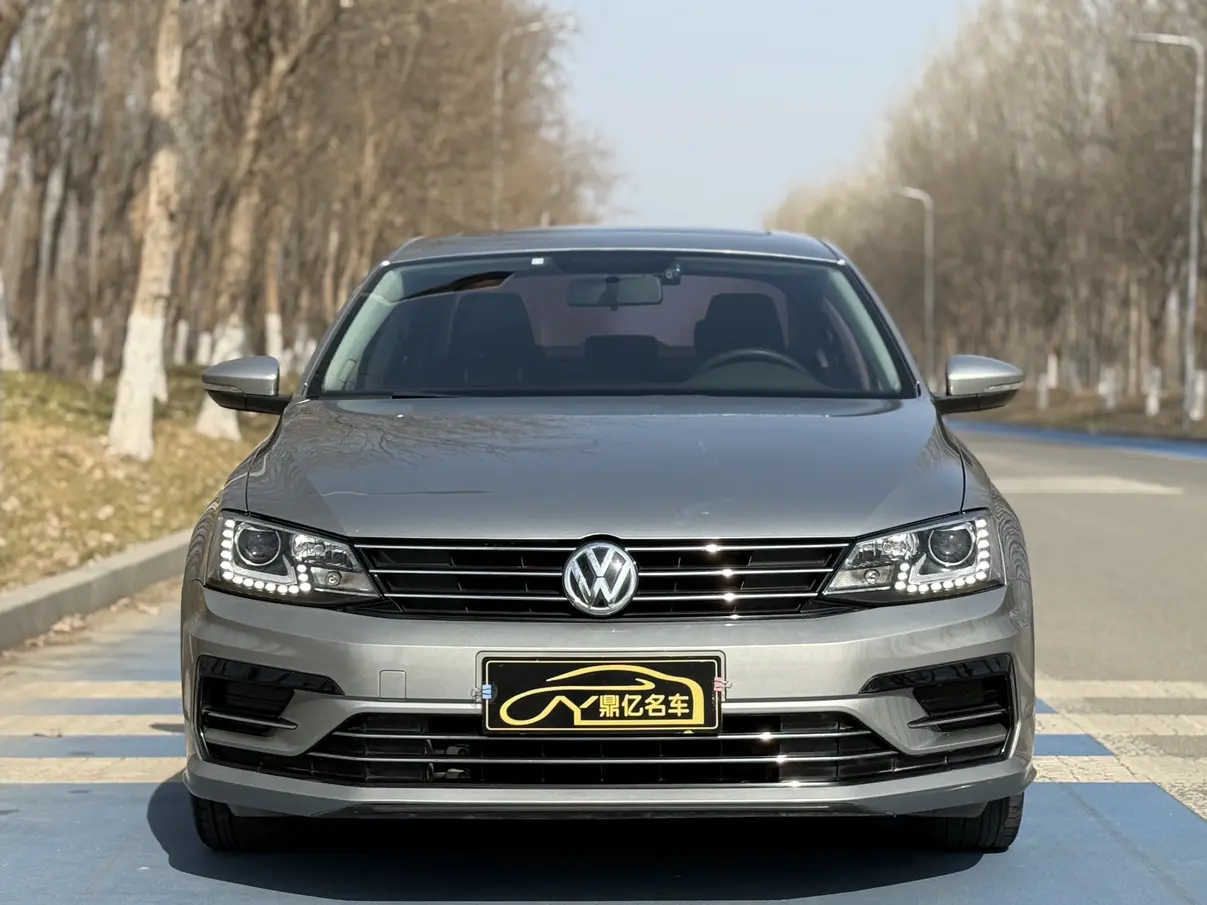 Volkswagen Sagitar  из Китая