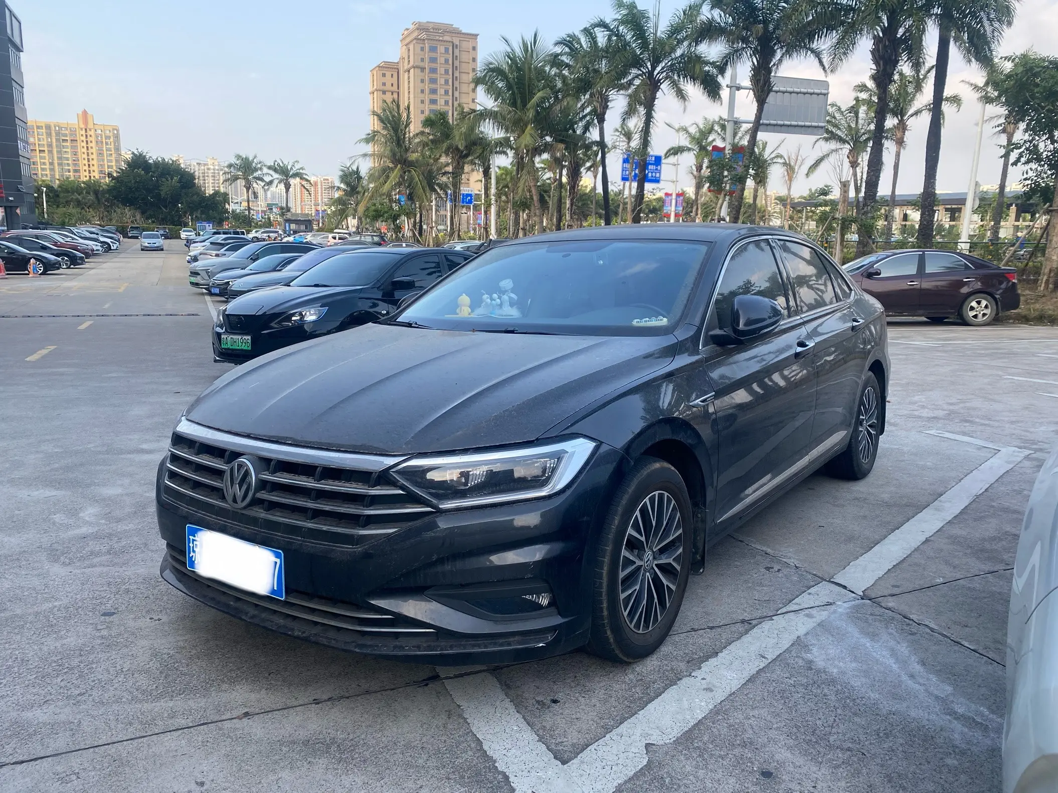 Volkswagen Sagitar  из Китая