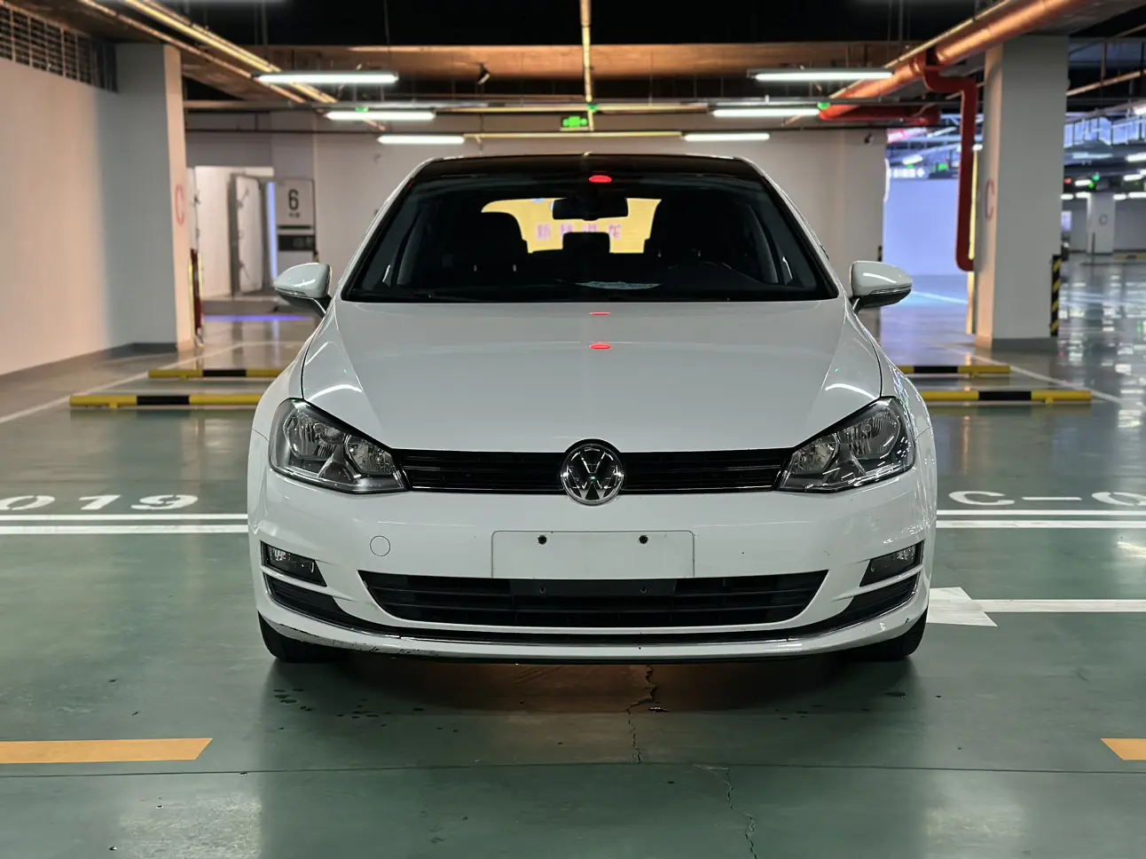Volkswagen Golf  из Китая